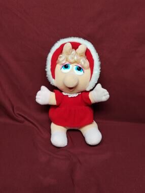 Vintage 1987 Miss Piggy Stuffed Christmas Doll Jim Henson Muppets (READ)